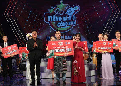 Trần Ngọc Đỉnh đoạt quán quân Tiếng hát công nhân 2020