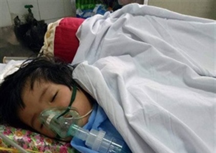Quảng Ninh: Xét xử vụ cháu bé 2 tuổi bị chấn thương sọ não tại trường...