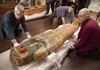 Xác ướp Ai Cập 3.000 tuổi được đưa đi chụp CT