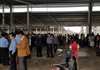 Quảng Bình: Người dân kéo đến vây trang trại nuôi bò gây ô nhiễm