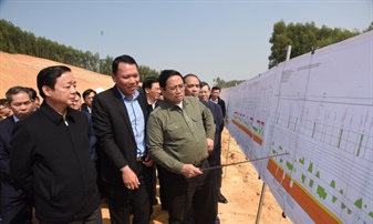 Thủ tướng kiểm tra, đôn đốc dự án cao tốc Tuyên Quang-Phú Thọ, chúc Tết...