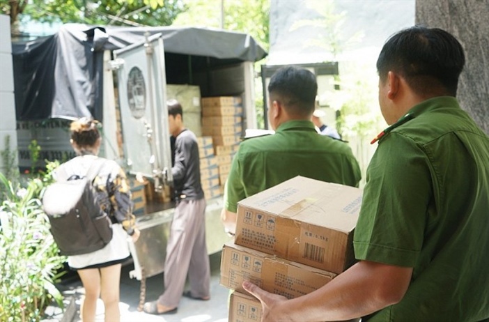 Đà Nẵng: Thu giữ 4.000 hộp bánh Trung thu và thạch trái cây không rõ...
