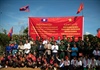 Giao lưu và tặng quà cho lực lượng bảo vệ biên giới, giáo viên, học sinh Việt Nam - Lào
