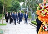 Đại sứ đặc mệnh toàn quyền Hàn Quốc tại Việt Nam dâng hoa tại Khu Di tích Quốc gia đặc biệt Kim Liên