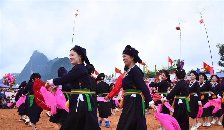 Đặc sắc lễ hội Xo may của người Tày ở Mường Lai