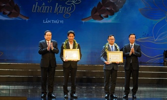 Tôn vinh Thầy thuốc Việt Nam và trao giải cuộc thi viết “Sự hy sinh...